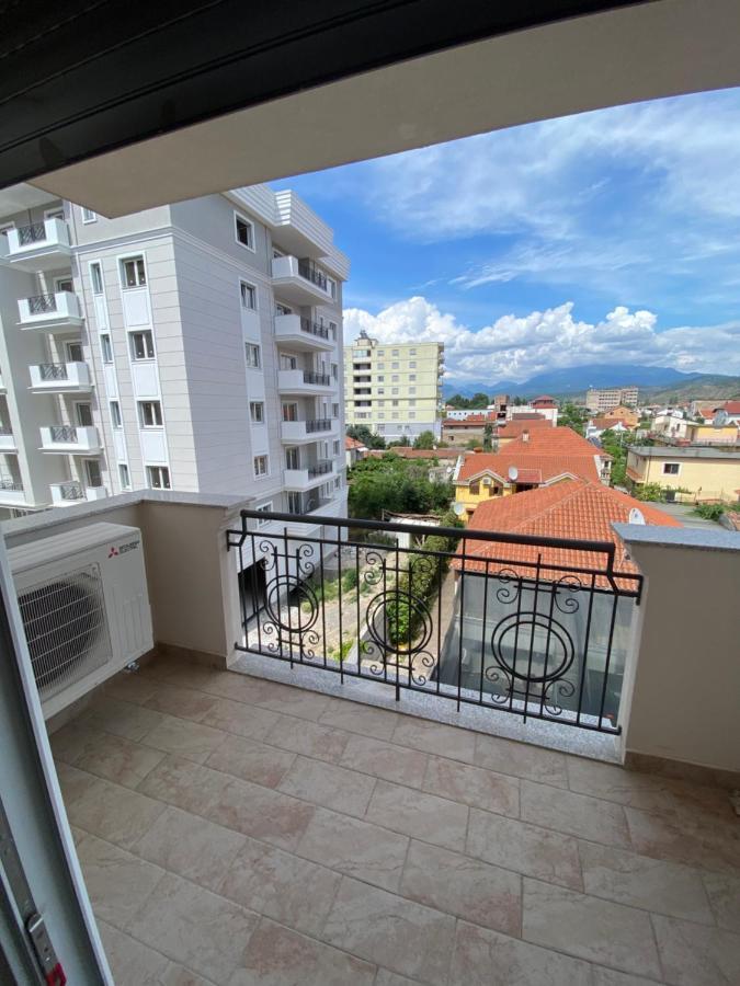 Apartment 2+1 Center Of Shkoder Bagian luar foto